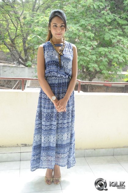 Khenisha-Chandran-at-Jagannatakam-Movie-Audio-Launch